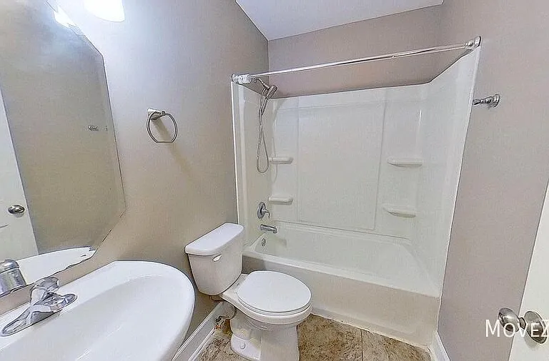 747 Hall Spencer Rd — Photo 27