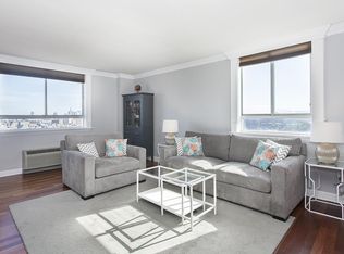 100 Manhattan Ave APT 1014, Union City, NJ 07087