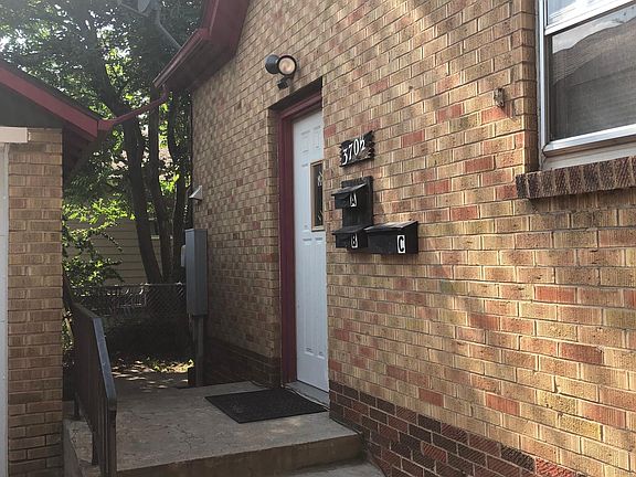 2nd image of 370 N 6th St APT C