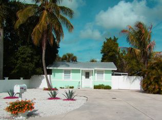 2845 Storter Ave, Naples, FL 34112