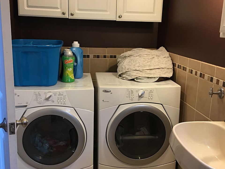 2nd image of 103 Merritt Ave