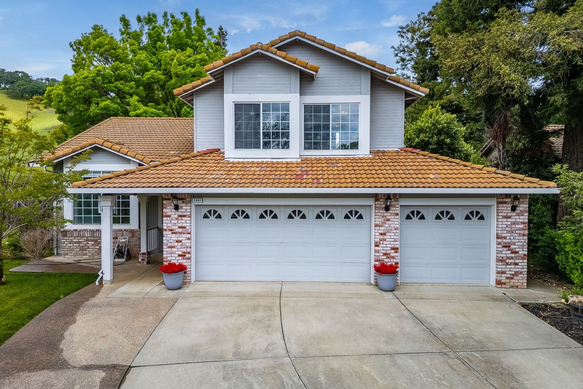 3342 Foxfire Court - 54