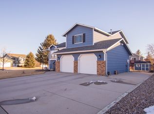 3211 Sundown Ct, Rapid City, SD 57703