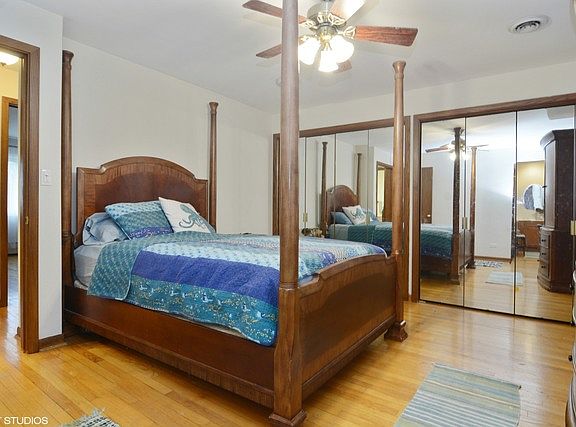5th image of 644 E Diane Dr