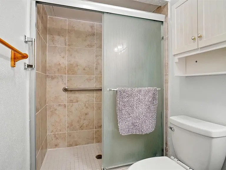 6512 Scarborough Pl — Photo 11