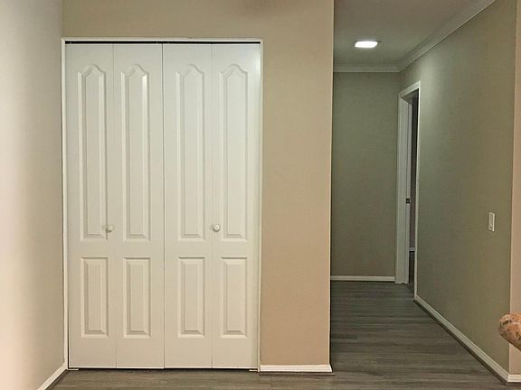 4th image of 3456 Castle Glen Dr Unit 166