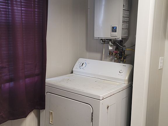 5th image of 920 N 18th Ave