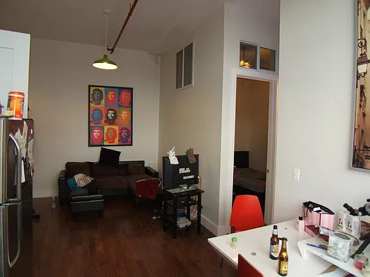 Rented by Joel Weisz, LREB | media 27