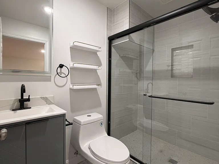 411 Fairmount Avenue — Photo 29