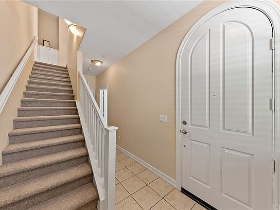 2nd image of 1863 Hazel Ct #1-5-1