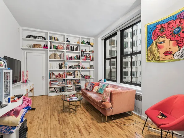 310 East 23rd Street image 1 of 5