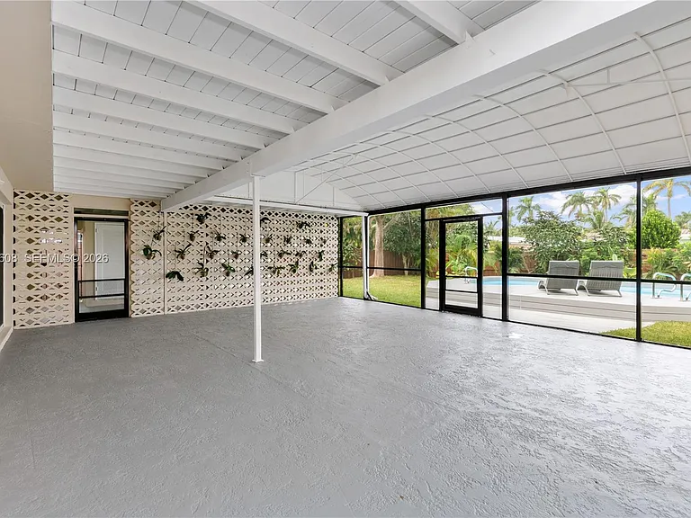 1507 Harding St — Photo 38