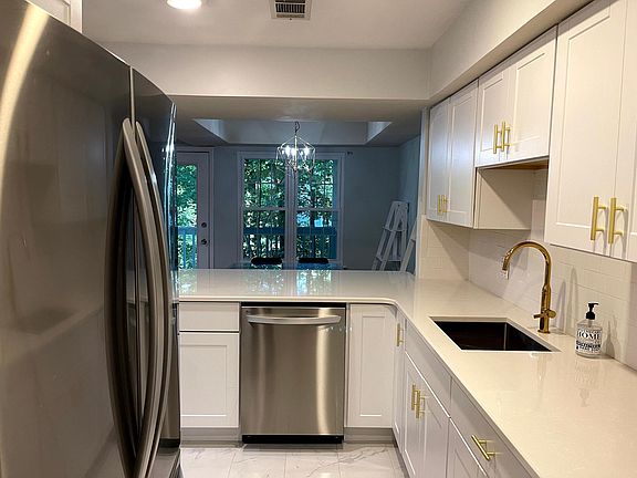 3rd image of 10715 Hampton Mill Ter APT 210