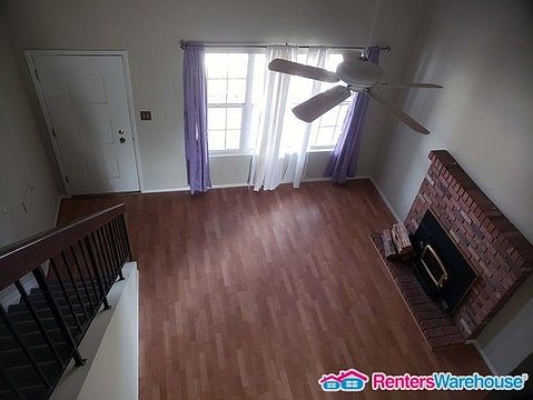 4th image of 2355 W Marconi Ave