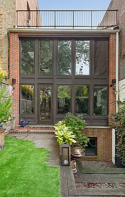 Sold by Compass | media 39