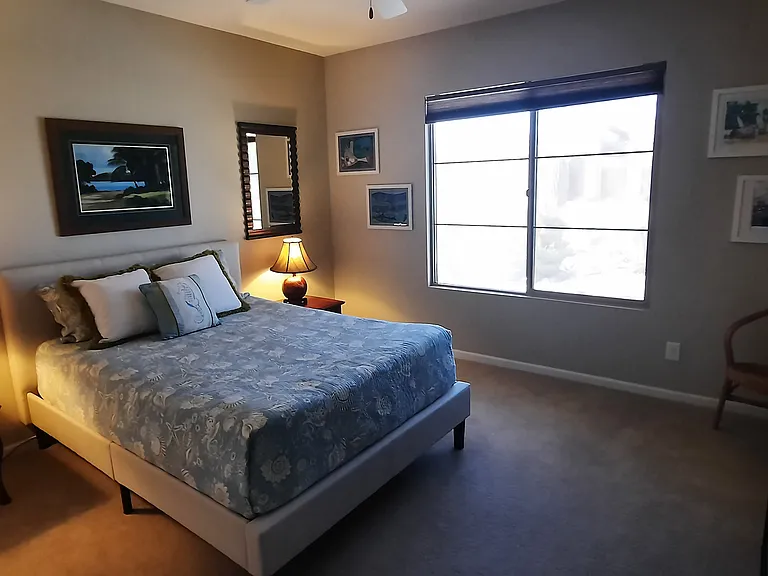 2433 E Josephine View Dr — Photo 11
