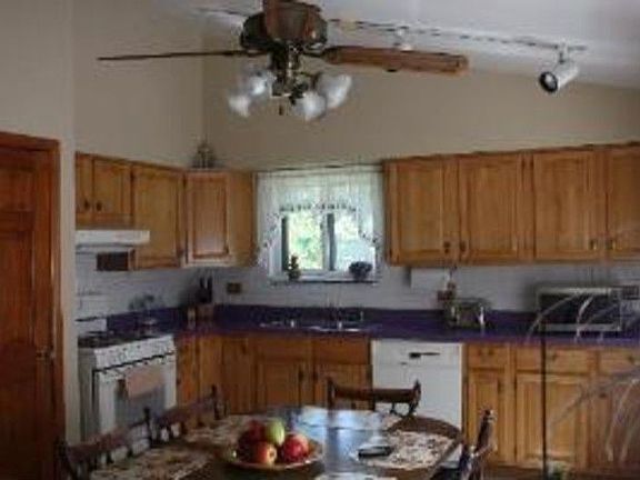 4th image of 7313 Capitol Dr