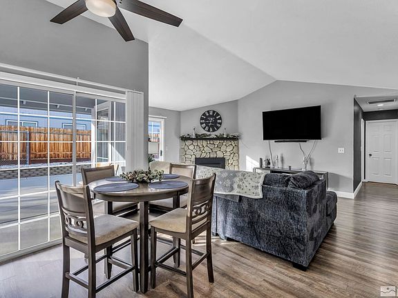 5th image of 3372 Bonnyview Dr