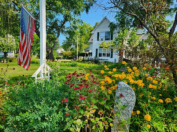 Plenty of room for gardening