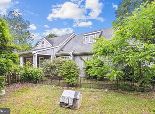 6714 Robinson Ln, Warrenton, VA 20186