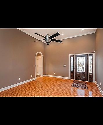 3rd image of 8680 Kennerly Ct