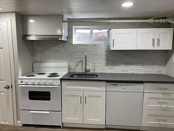 2nd image of 14 Jean Dr