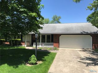 121 Bona Vesta Dr, Bryan, OH 43506