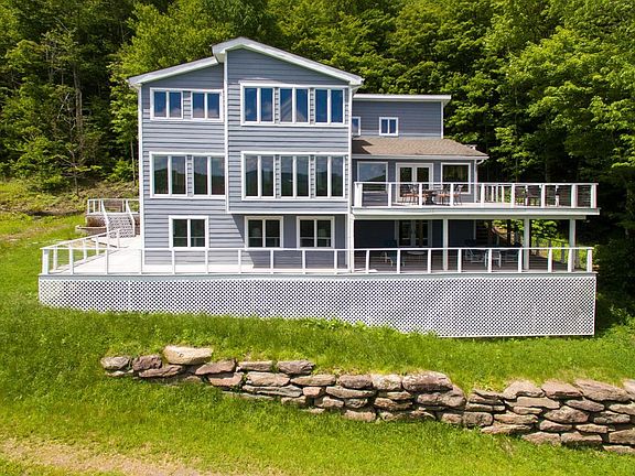 2nd image of 605 Orchard Ln
