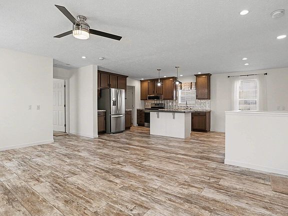 5th image of 29216 Saddlebred Ln