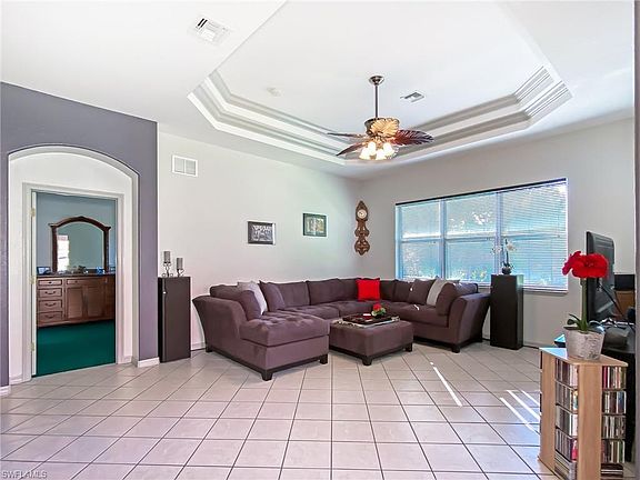 3rd image of 9831 Las Casas Dr
