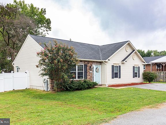 5th image of 192 Margate Dr