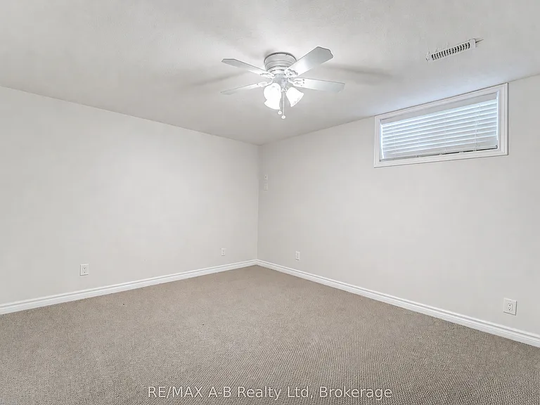 70 Kenton St — Photo 38