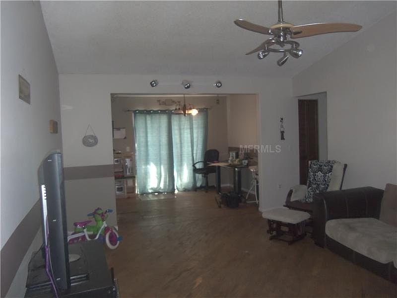 2nd image of 4408 96th Ave E