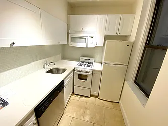 Rented by MOTION New York