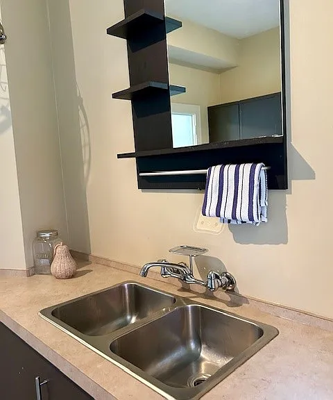Double sink