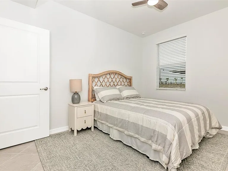 12685 Radiance Ct #102 — Photo 27