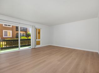 17199 W Bernardo Dr W #114, San Diego, CA 92127