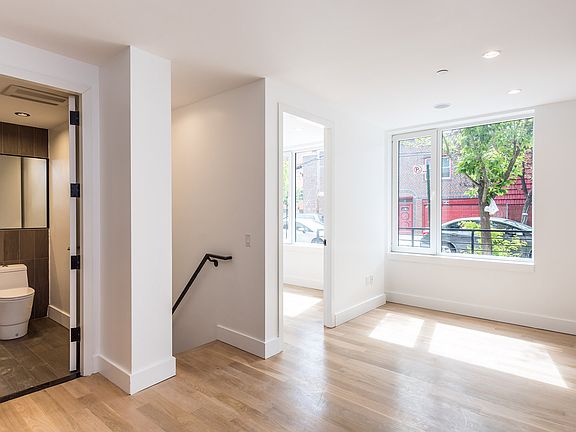 2nd image of 4 N Henry St APT 1B