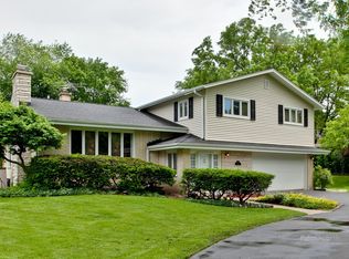 619 S Glendale Ln, Mount Prospect, IL
