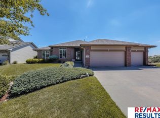 2103 S 192nd Ave, Omaha, NE 68130