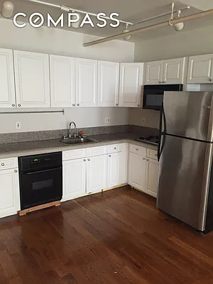 Rented by Compass | media 21