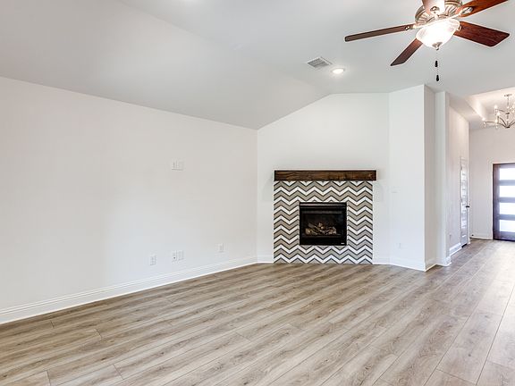 5th image of 3071 Kennington Dr