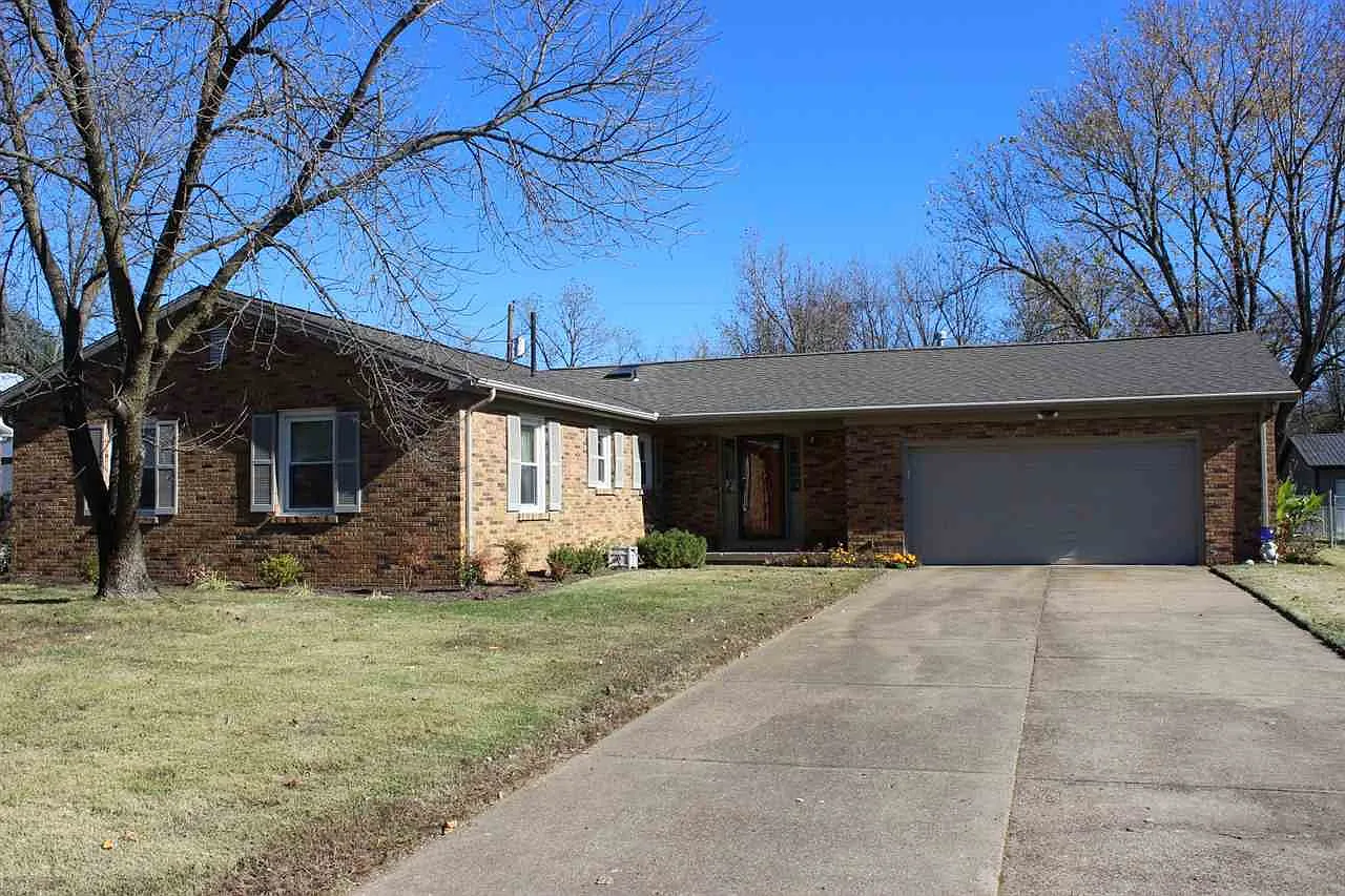 4122 Pine Dr photo 1