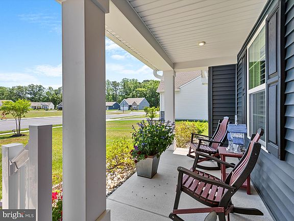 3rd image of 32684 Savage Farm Ct