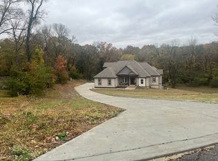 1360 Standing Stone Cir, Columbia, TN 38401