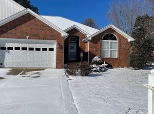 175 Cascade Dr, Paducah, KY 42003