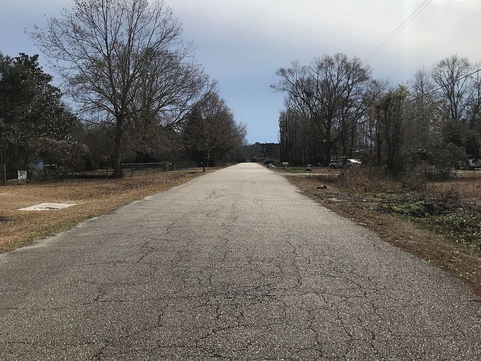2nd image of 416 Heifer Run