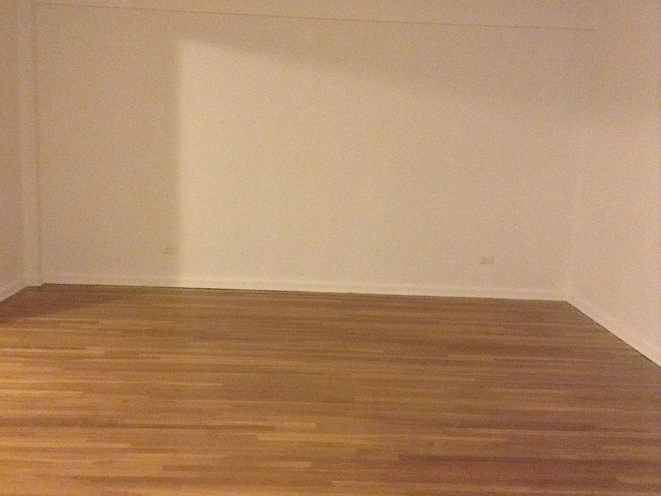 2nd image of 920 Broadway