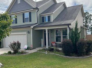401 Lily Pad Ct, Zebulon, NC 27597