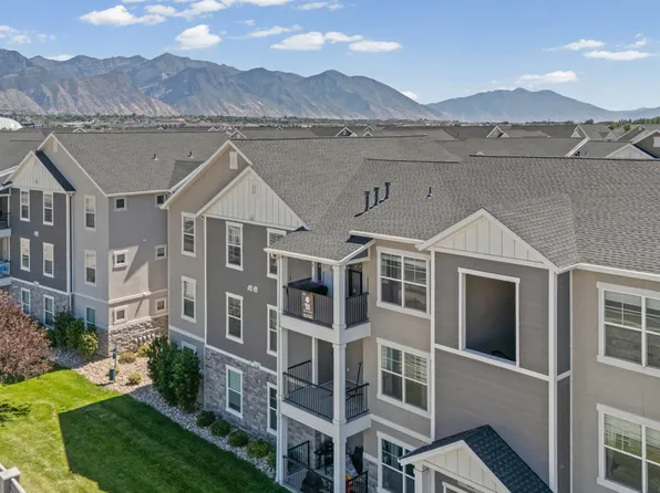 88 W Silver Springs Dr, Vineyard, UT 84059